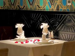 -Mogul Eatery·大亨餐酒馆