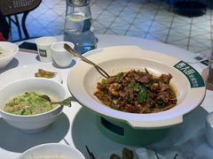 -费大厨辣椒炒肉(高铁吾悦广场店)