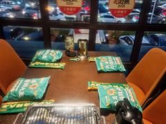 -曼听小寨海鲜烧烤·大连辣炒大王(盖州街店)