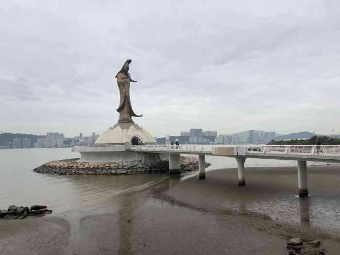 观音莲花苑-"还不错一个免费的景点,观音像挺壮观的,建.