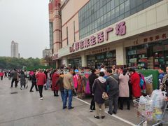 -胖东来生活广场(健康路店)