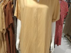 -优衣库(上海正大广场店)