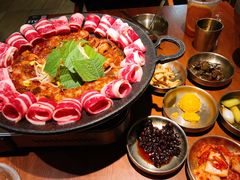 -春熙台韩国料理·章鱼肥牛(西丽店)