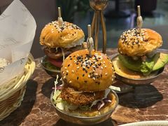 海陆空汉堡-Let'sBURGERplus·非常创意汉堡(三里屯店)