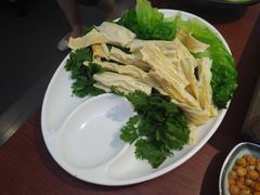 荤素拼盘-鱼鼎香烤鱼火锅(华发商都店)