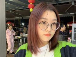 -苑苑发型设计