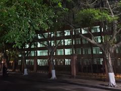 -广东外语外贸大学(白云山校区)