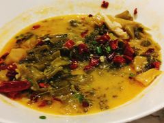 -皇城根·烤鸭·鱼头·家常菜(欧亚大观乐活城店)