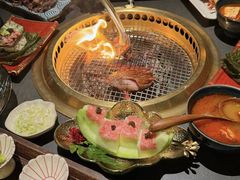 -铭牛烧肉·和牛海鲜自助(高新月牙湖店)