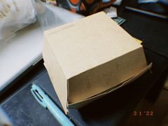 -汉堡双倍·喜鹊堡