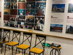 等位区-蒙楼咖啡(清华大学蒙民伟楼店)