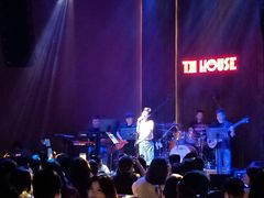 -TZ House音乐现场(来福士中心店)