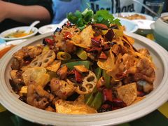 香锅牛蛙-辛香汇(飞洲店)