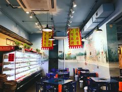 大堂-马路边边 传媒大学店
