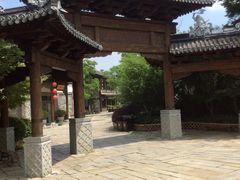 -茅山东方盐湖城景区