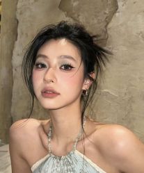 -明天见·化妆造型工作室