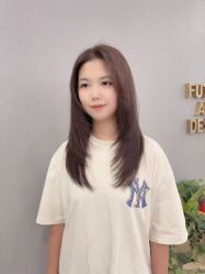点击看大图 -八佰伴8008星级形象店