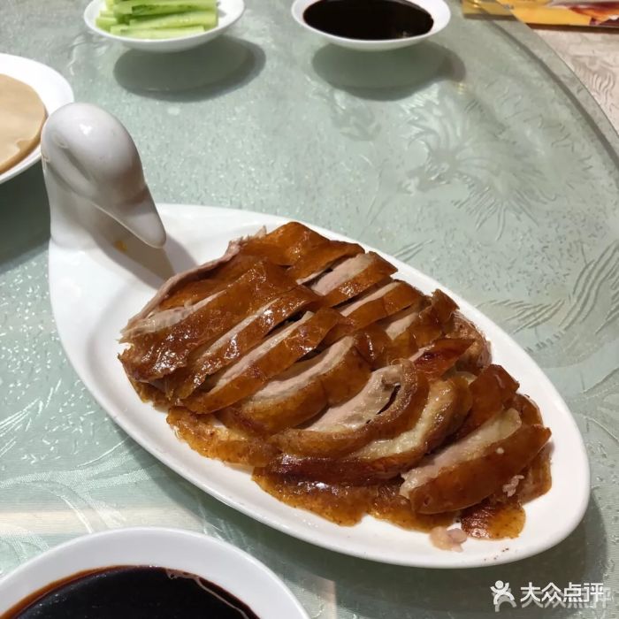 合家乐烤鸭图片