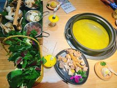 -一朵菌·野生菌探索家火锅(南亚店)
