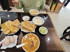 -方中山胡辣汤(顺河路店)