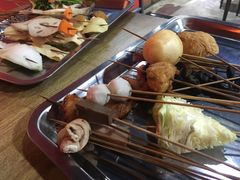 -椒点传统串串香