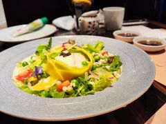 牛油果芝士风味沙拉-山葵家·创意料理(临平银泰城店)