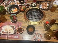 -肉魁屋·烧肉·烧鸟·酒场(高新店)