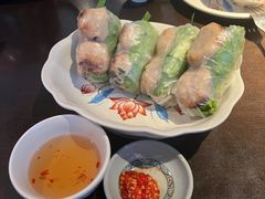 -大头虾越式风味餐厅(光明广场店)