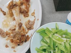 -生活本该如此北京小馆(周庄嘉园店)