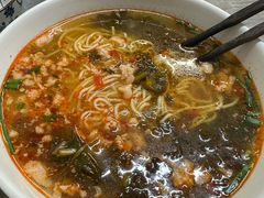 辣肉面-小桃园餐厅