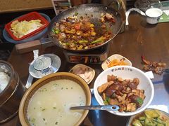 -富正毅三下锅·湘西韵味(天门山索道店)