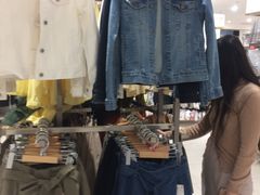 -优衣库(青岛伟东乐客城店)