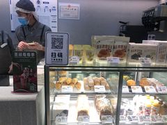 面包甜点陈列柜-喜茶(北京华贸购物中心店)