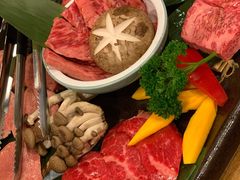 -炼火烤肉店