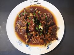 红烧排骨-缘来聚·徽菜名店(黄山宏村店)