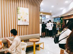 等位区-CoCo都可(健翔桥店)