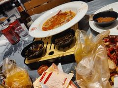 -肥肥虾庄·金牌油焖大虾(杨园滨江时代walk店)