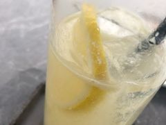 -UNI UNI(环亚凯瑟琳店)