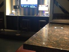 -唛客疯量贩式KTV(金飞达广场店)