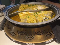 -阿瓦山寨·湘菜现炒·剁椒鱼头王(咸阳总店)