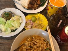 -Ongtong Khaosoi Ari Branch