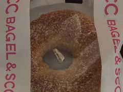 美式—双重芝士贝果-CC BAGEL&SCONE 贝果与司康(南开大悦城店)