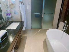 -广州天河希尔顿酒店