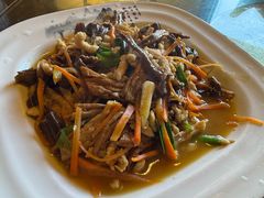 -缘来聚·徽菜名店(黄山宏村店)