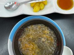 血燕窝炖冰糖-义福巷鱼翅燕窝