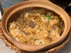 窝蛋牛肉煲仔饭-啫神·广州地标美食(北京路店)