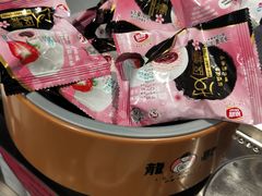 -龍歌自助小火锅(市北和达中心城店)