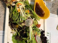 彩虹虾仁牛油果沙拉-七力素餐厅(直沽店)