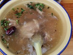 -燕子煨汤(山海关路店)