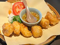 -大头虾越式风味餐厅(光明广场店)